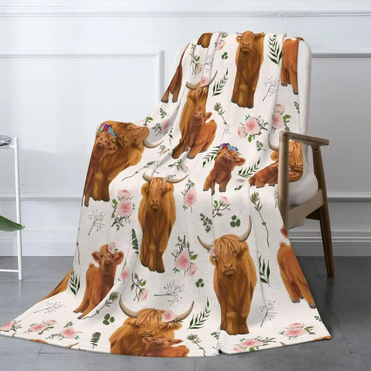 Highland Cow Flannel Throw Blanket for Kids and Cozy Gifts