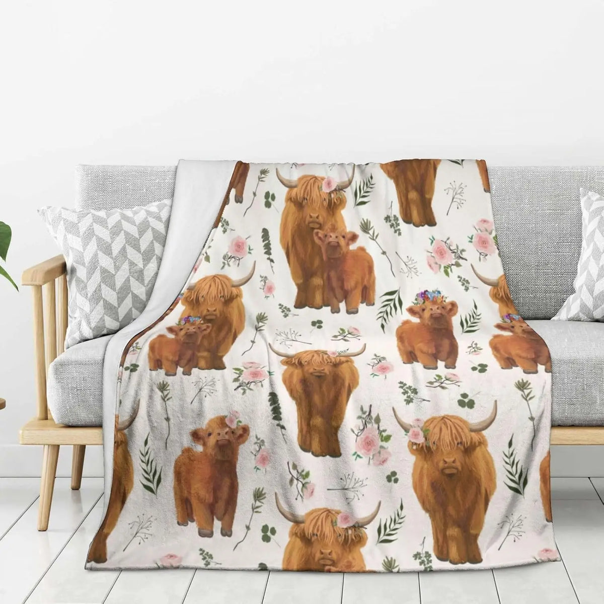 Highland Cow Flannel Throw Blanket for Kids and Cozy Gifts